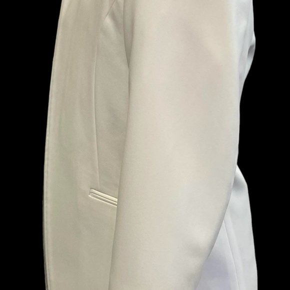 Men's White Mirage Tuxedo Jacket- Easy Care, Gala, Black Tie, Prom, Cruise - Picture 5 of 12